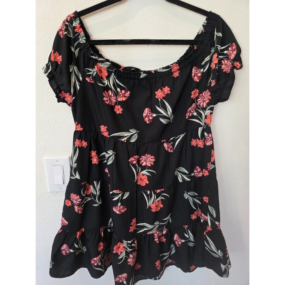 Hint Of Blush Babydoll Dress Sz M Tie Neck Tiered Black Red Floral Dark Romantic - Picture 5 of 6